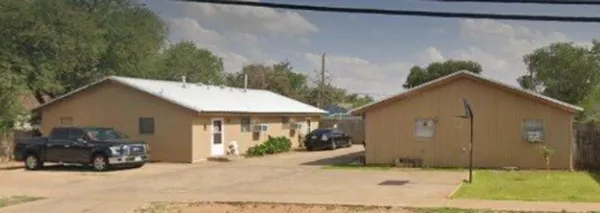 $550 | 609 38th Street, Unit B, Lubbock, TX 79404