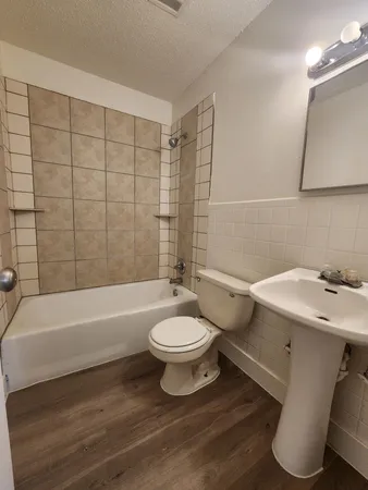 $550 | 609 38th Street, Unit B, Lubbock, TX 79404