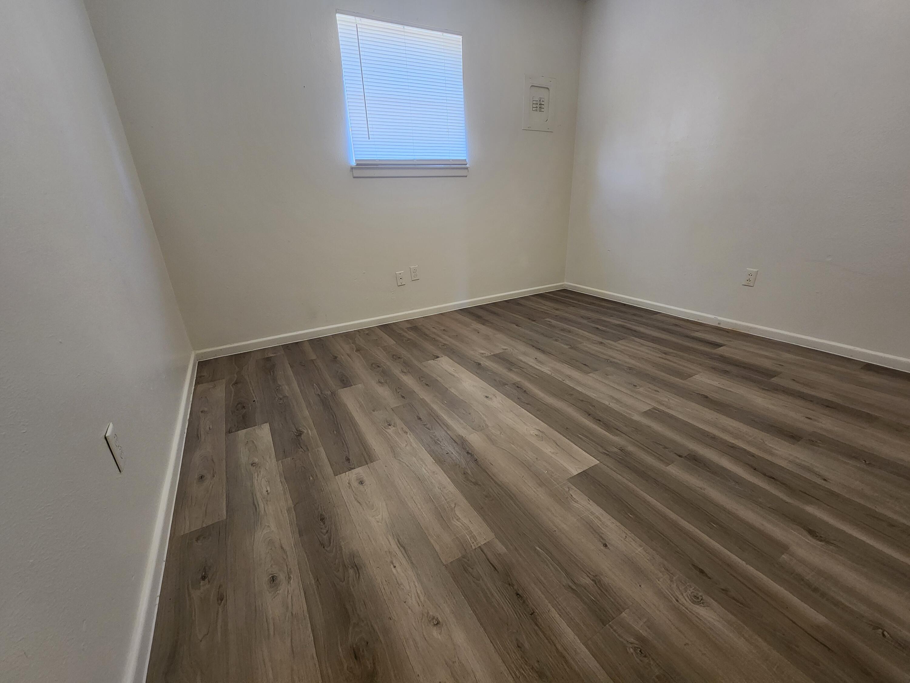 609 38th Street, Unit B Lubbock, TX 79404 - Photo 8 of 9 20240822_140933