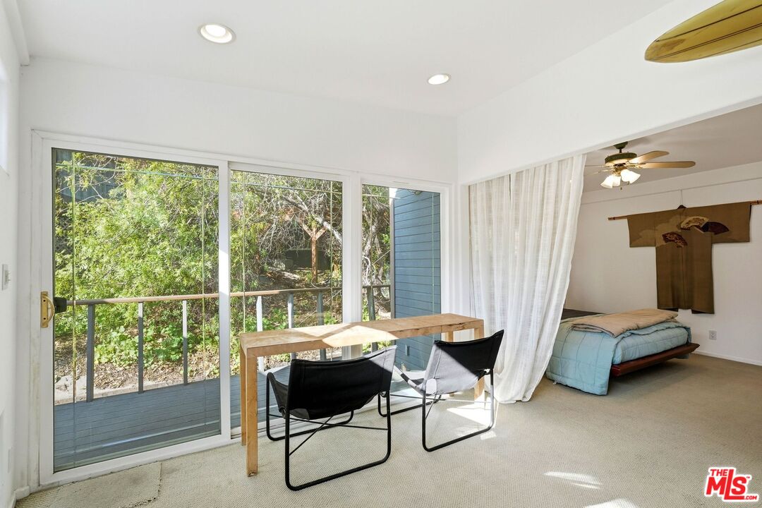 67 Paradise Cove Road Malibu, CA 90265 - Photo 15 of 27 Gallery Image 15