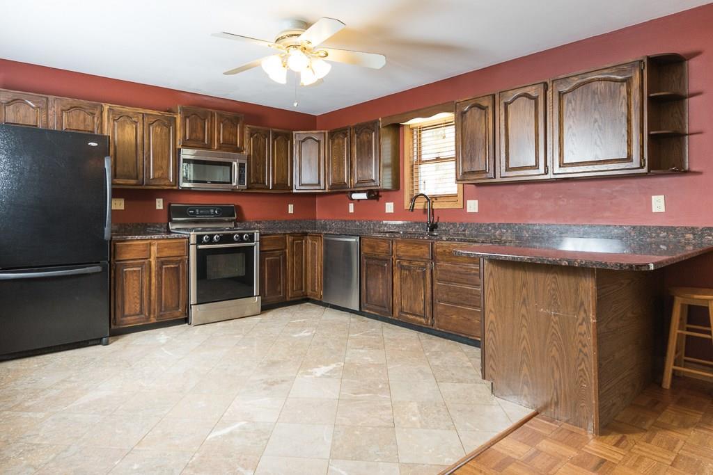 17 Pond Ridge Drive Lewiston, ME 04240 - Photo 2 of 35 Photo