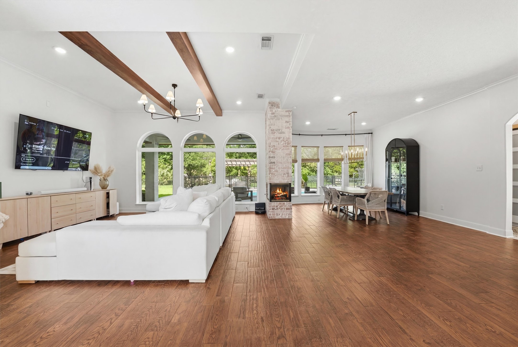 23210 Willowcreek Stables Road Spring, TX 77389 - Photo 6 of 45 Open concept & an abundance of natural light throughout.