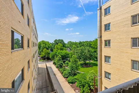 $225,000 | 4600 Connecticut Avenue Northwest, Unit 717, Washington, DC 20008
