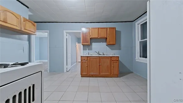 $227,500 | 418 Bacon Street, Utica, NY 13501