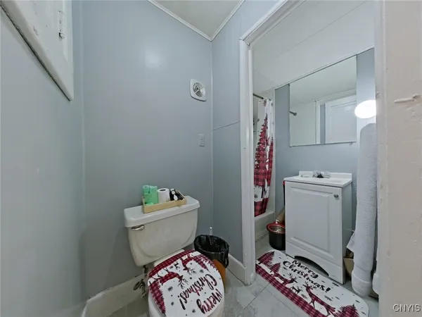 $227,500 | 418 Bacon Street, Utica, NY 13501