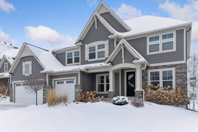 $1,375,000 | 16370 62nd Place North, Maple Grove, MN 55311