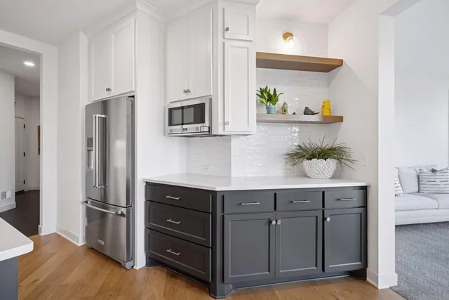 $1,375,000 | 16370 62nd Place North, Maple Grove, MN 55311