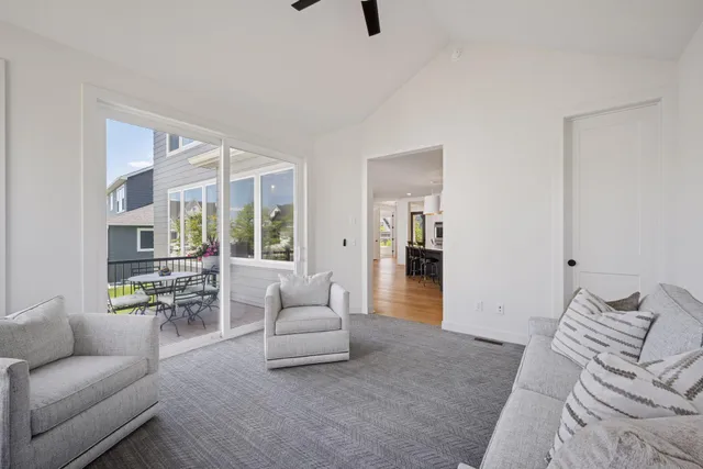 $1,375,000 | 16370 62nd Place North, Maple Grove, MN 55311