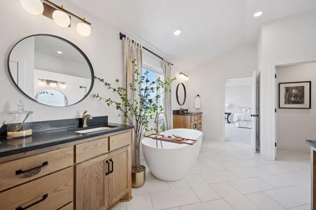 $1,375,000 | 16370 62nd Place North, Maple Grove, MN 55311