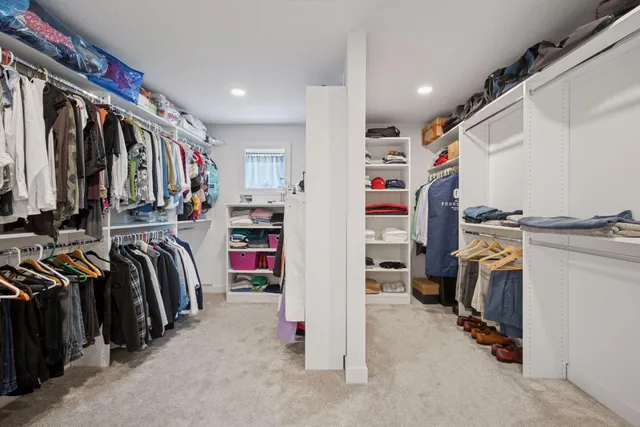 $1,375,000 | 16370 62nd Place North, Maple Grove, MN 55311