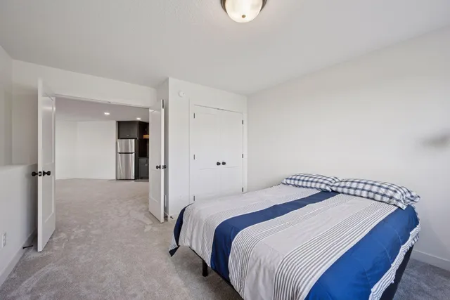 $1,375,000 | 16370 62nd Place North, Maple Grove, MN 55311