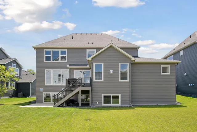$1,375,000 | 16370 62nd Place North, Maple Grove, MN 55311