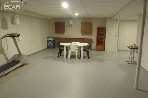 4520 Lone Road Freeland, MI 48623 - Photo 19 of 28 20429228-18.JPG