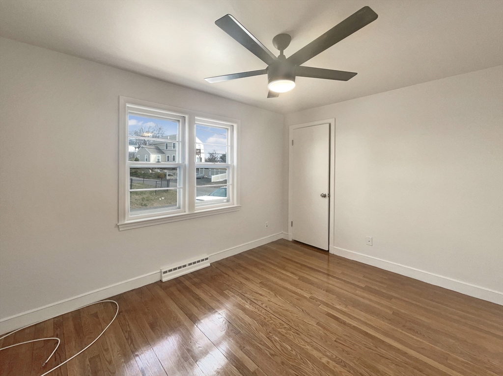 61 Anna Road Weymouth, MA 02191 - Photo 12 of 26 Gallery Image 12