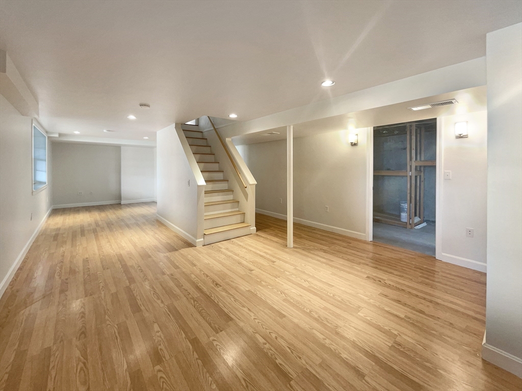 61 Anna Road Weymouth, MA 02191 - Photo 17 of 26 Gallery Image 17