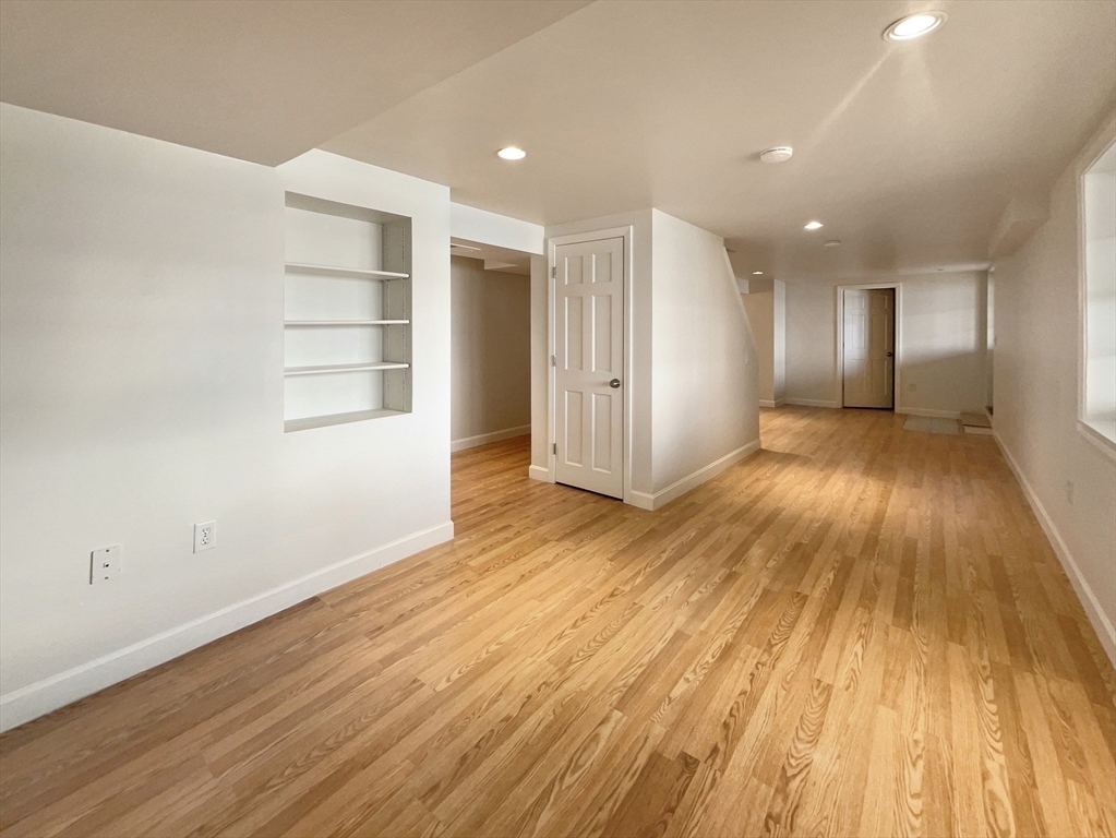 61 Anna Road Weymouth, MA 02191 - Photo 18 of 26 Gallery Image 18