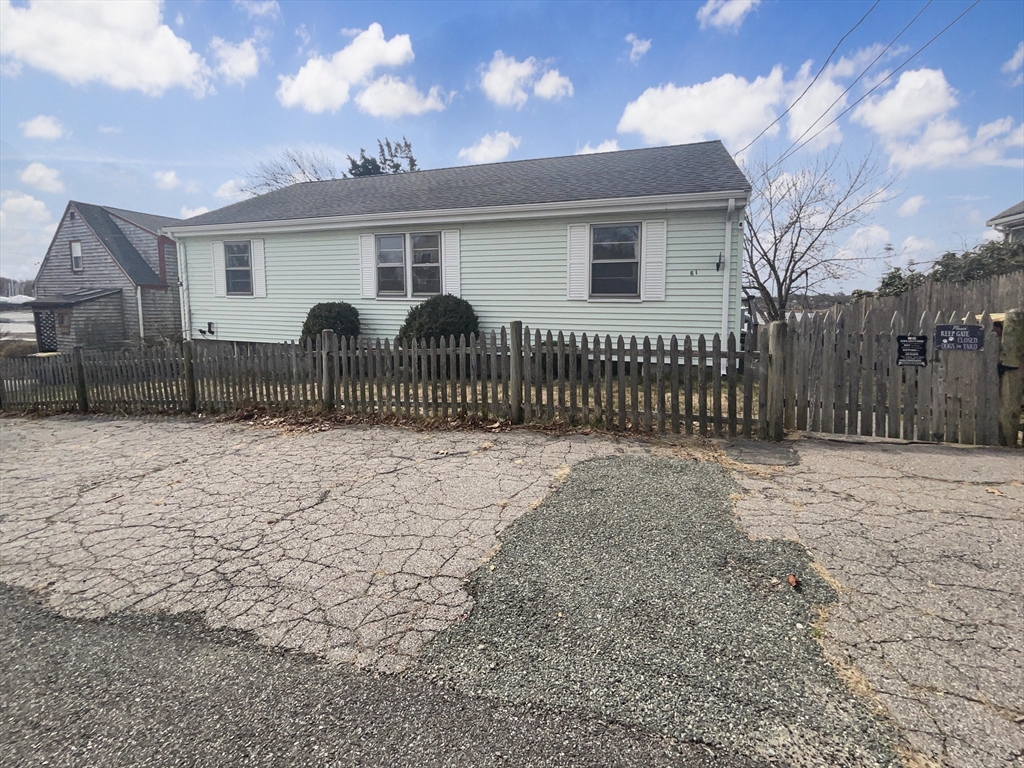 61 Anna Road Weymouth, MA 02191 - Photo 8 of 26 Gallery Image 8