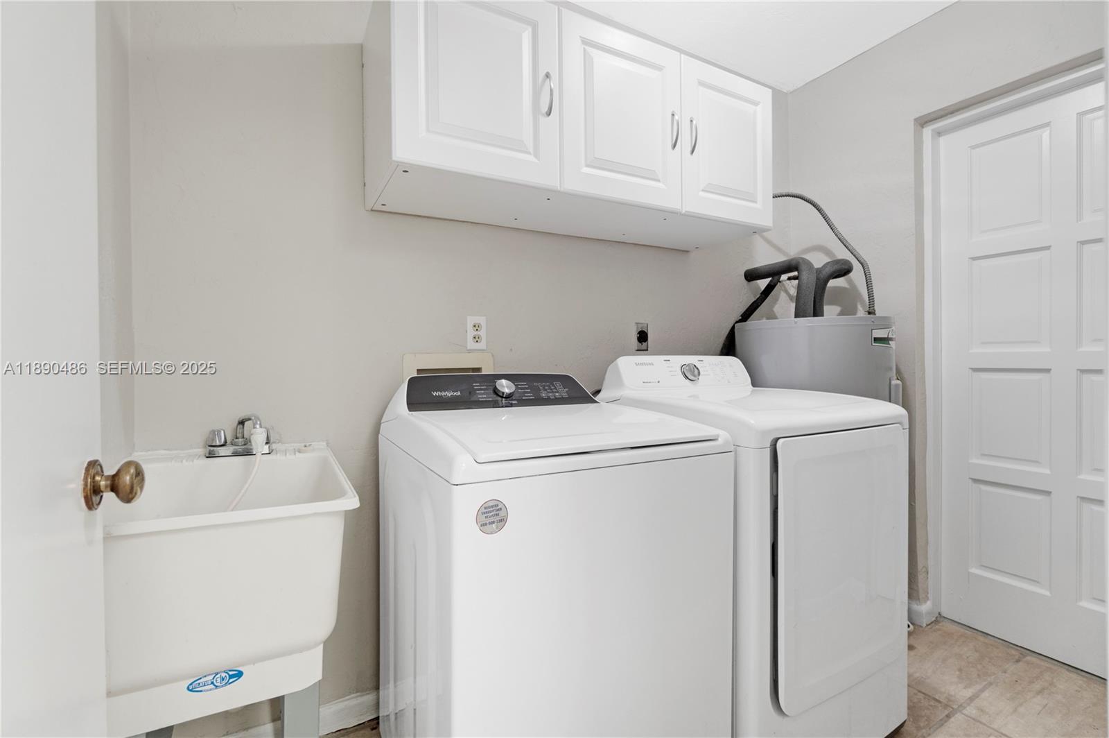 12950 Southwest 267th Street Homestead, FL 33032 - Photo 7 of 28 Gallery Image 7