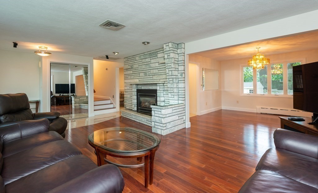 24 Evergreen Road Stoneham, MA 02180 - Photo 12 of 27 Gallery Image 12