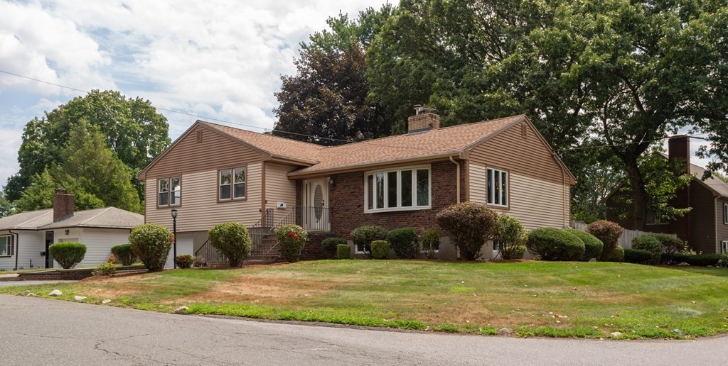 24 Evergreen Road Stoneham, MA 02180 - Photo 2 of 27 Gallery Image 2