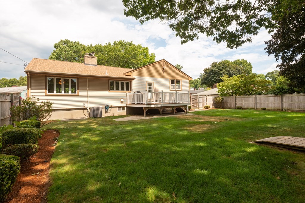 24 Evergreen Road Stoneham, MA 02180 - Photo 7 of 27 Gallery Image 7