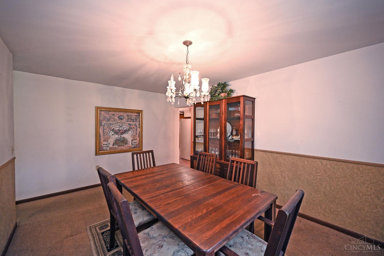 7522 East Miami River Road Cincinnati, OH 45247 - Photo 7 of 57