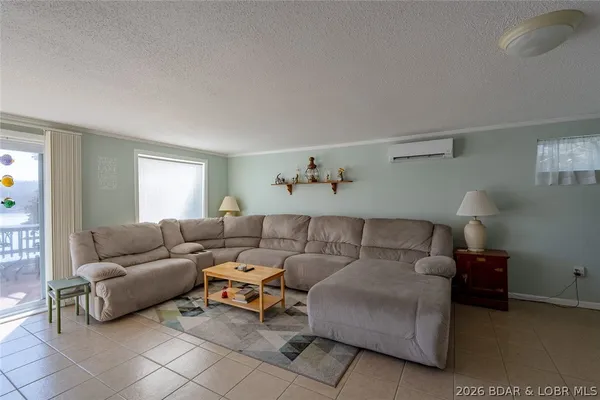 $425,000 | 27602 Golden Point Court, Barnett, MO 65011