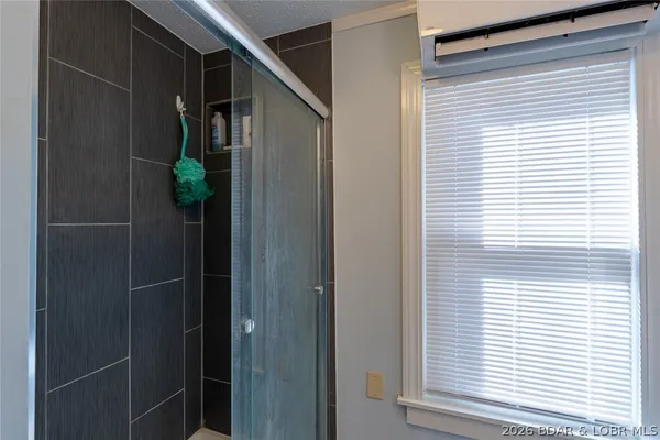 $425,000 | 27602 Golden Point Court, Barnett, MO 65011