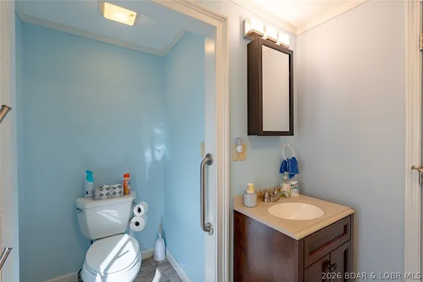 $425,000 | 27602 Golden Point Court, Barnett, MO 65011