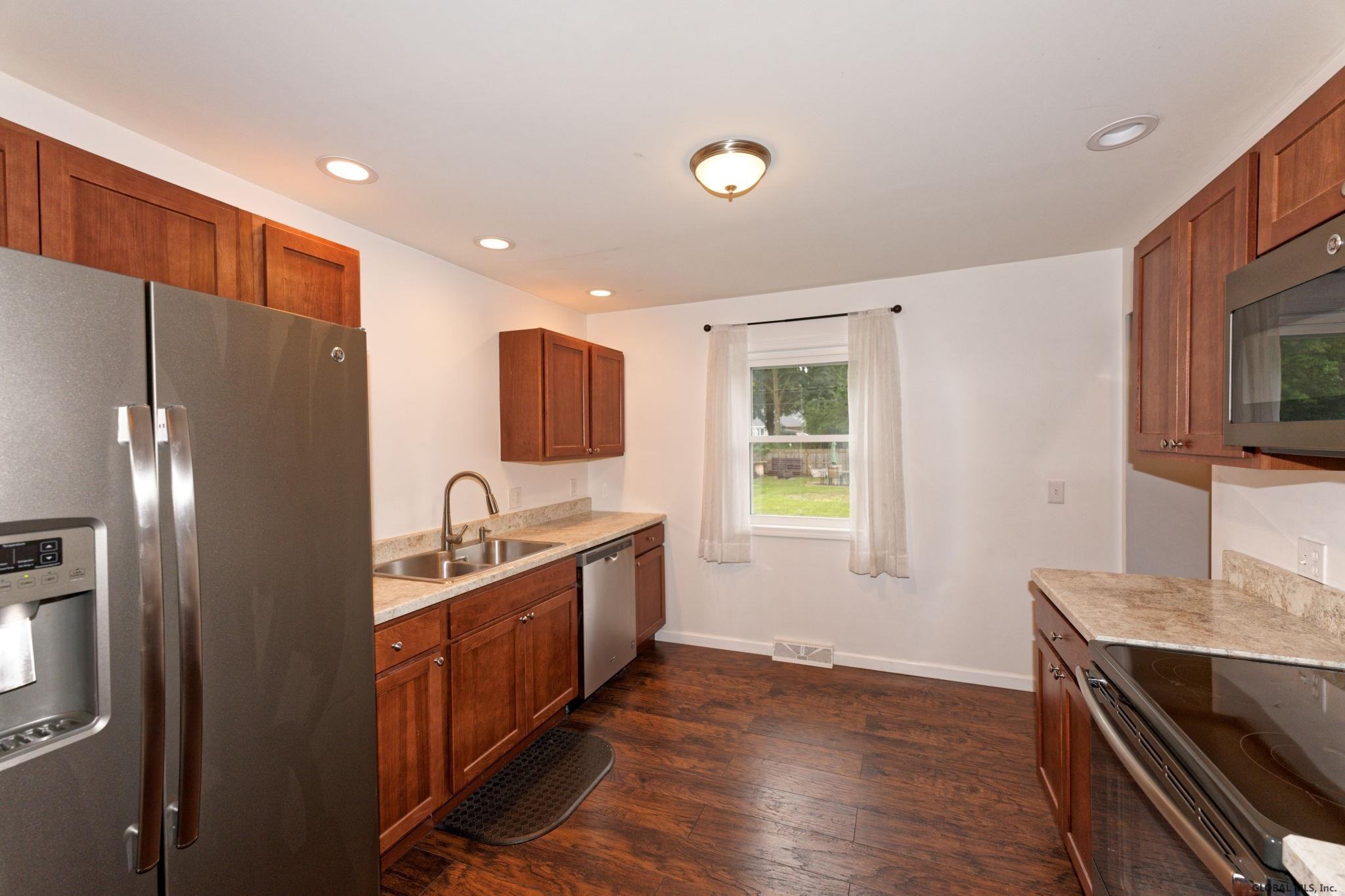 1035 Bill Road Rotterdam, NY 12303 - Photo 13 of 38 Photo 13