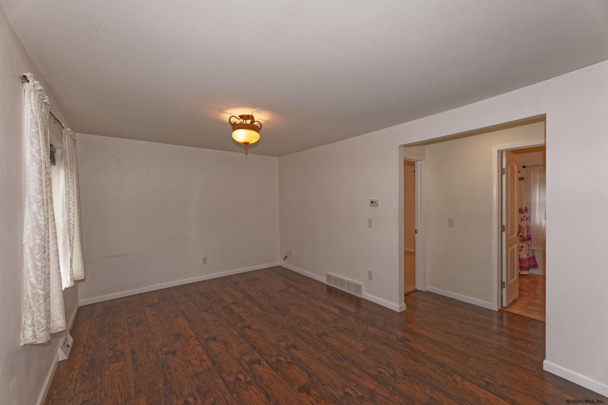 1035 Bill Road Rotterdam, NY 12303 - Photo 6 of 38 Photo 6