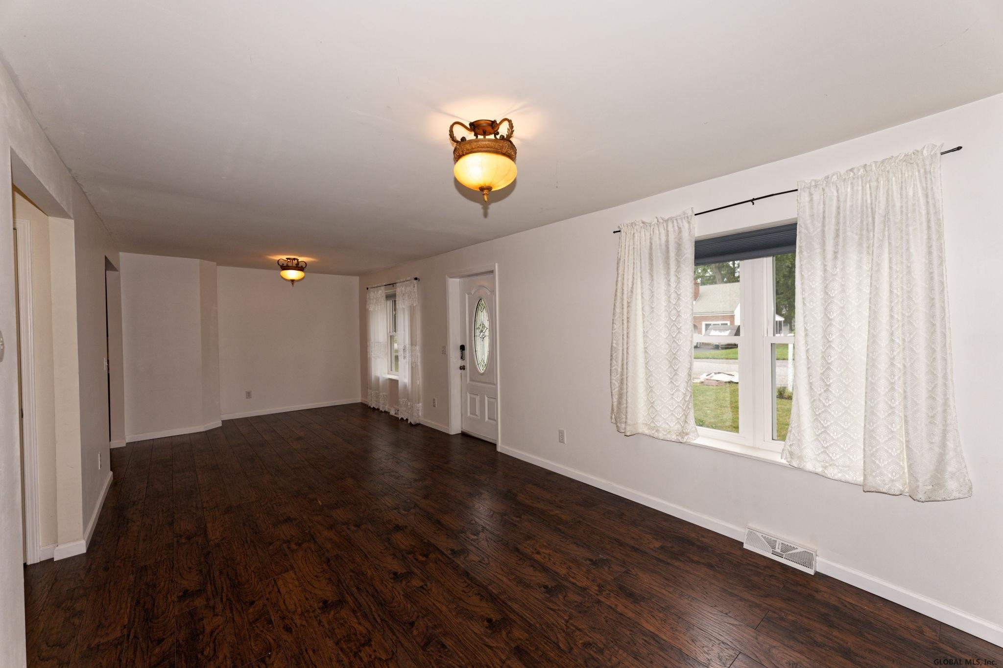 1035 Bill Road Rotterdam, NY 12303 - Photo 9 of 38 Photo 9