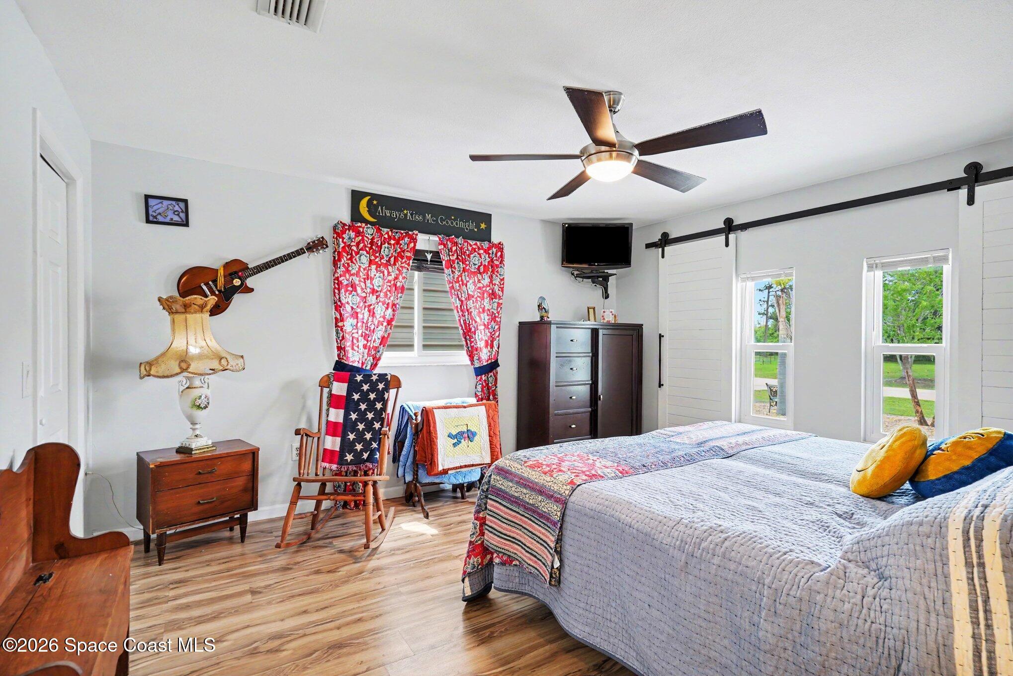 1003 Castile Road Southeast Palm Bay, FL 32909 - Photo 17 of 37 019_file_6628