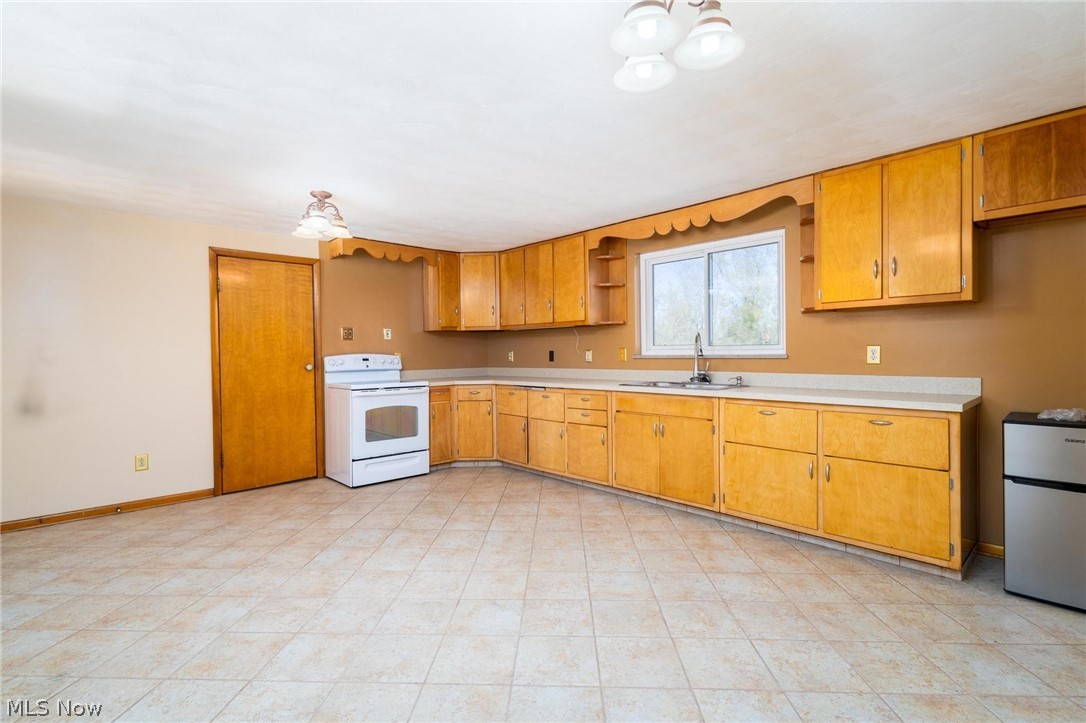 162 Locust Lane Follansbee, WV 26037 - Photo 9 of 35
