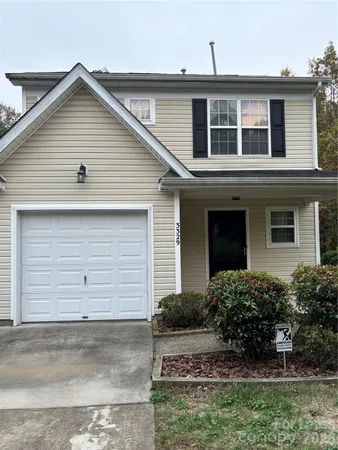 $2,100 | 3329 Nevin Brook Road, Charlotte, NC 28269