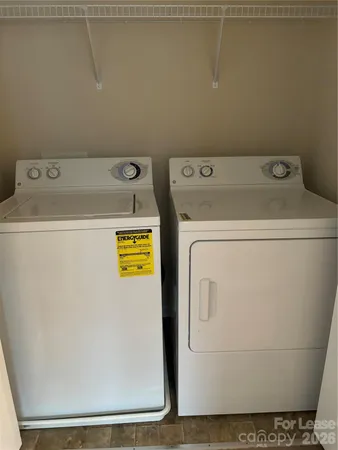 $2,100 | 3329 Nevin Brook Road, Charlotte, NC 28269