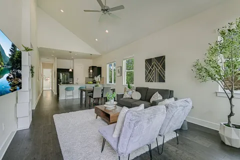 $350,000 | 100 Virtus Bend, Austin, TX 78745