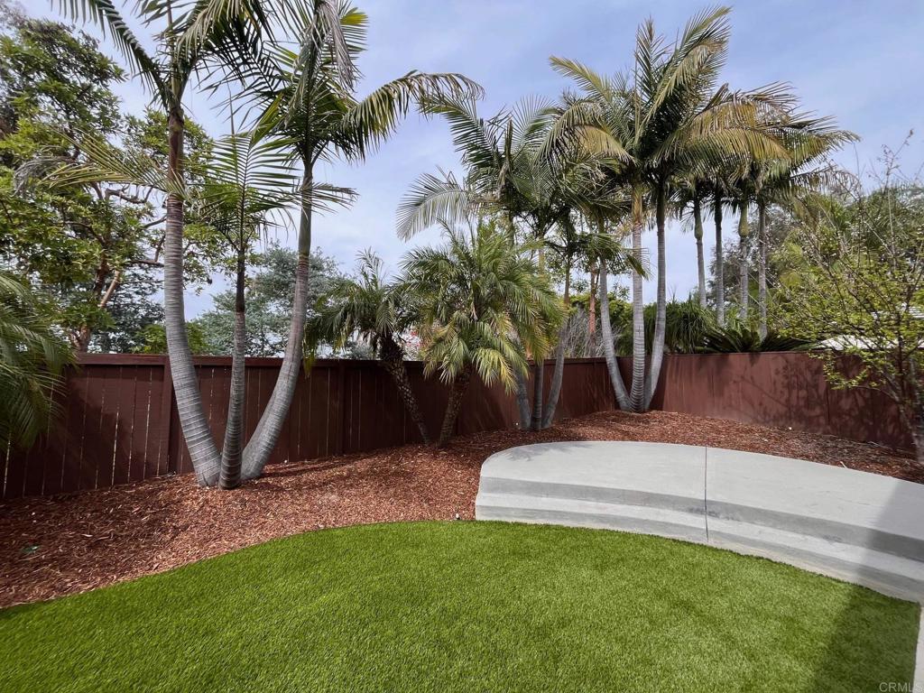 3840 Stoneridge Road Carlsbad, CA 92010 - Photo 31 of 36 a view of a backyard