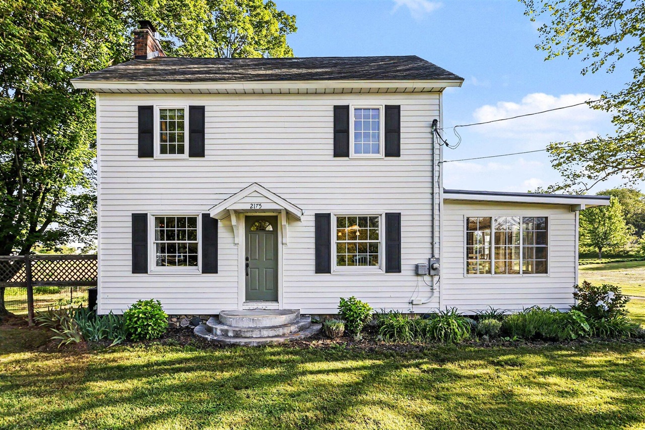 2175 East Hinchman Road Berrien Springs, MI 49103 - Photo 2 of 62