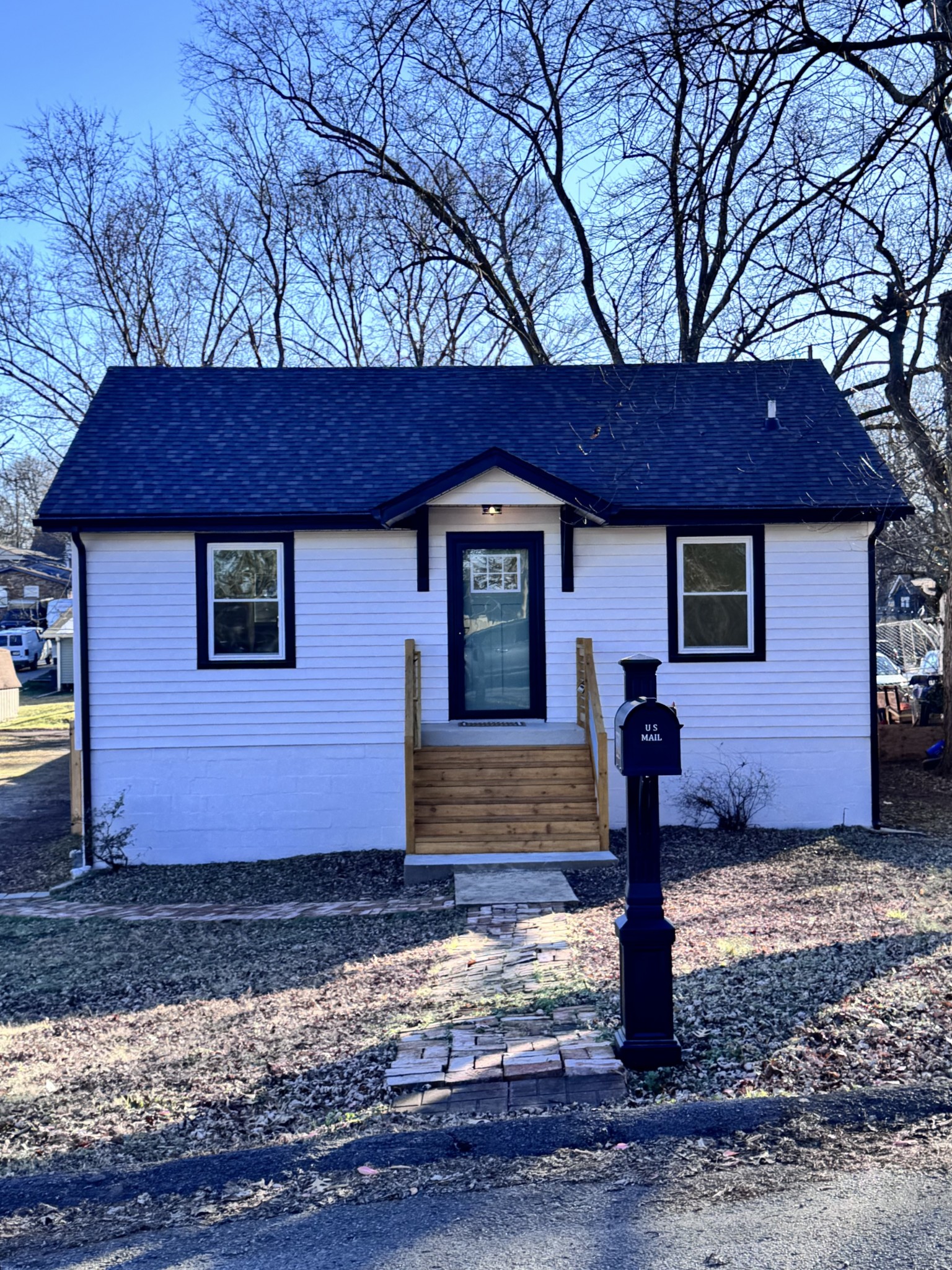 331 Oriel Avenue Nashville, TN 37210 - Photo 1 of 49 a front view of a house with garden