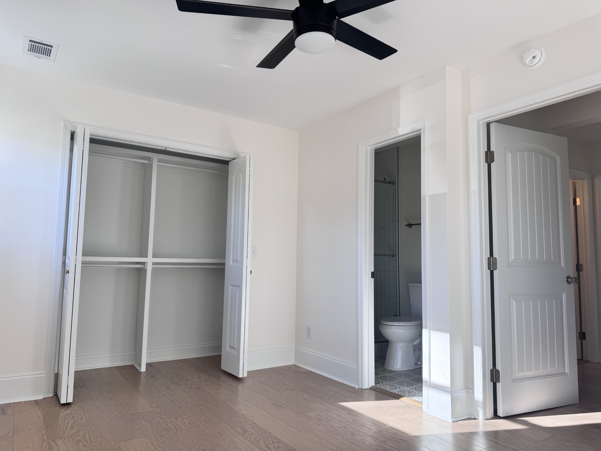331 Oriel Avenue Nashville, TN 37210 - Photo 17 of 49 a view of an empty room