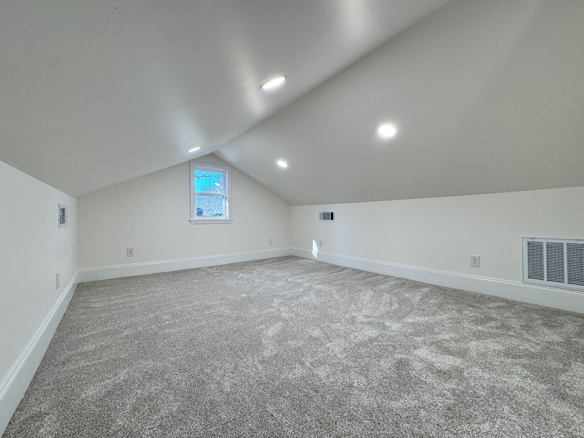 331 Oriel Avenue Nashville, TN 37210 - Photo 31 of 49 a view of an empty room