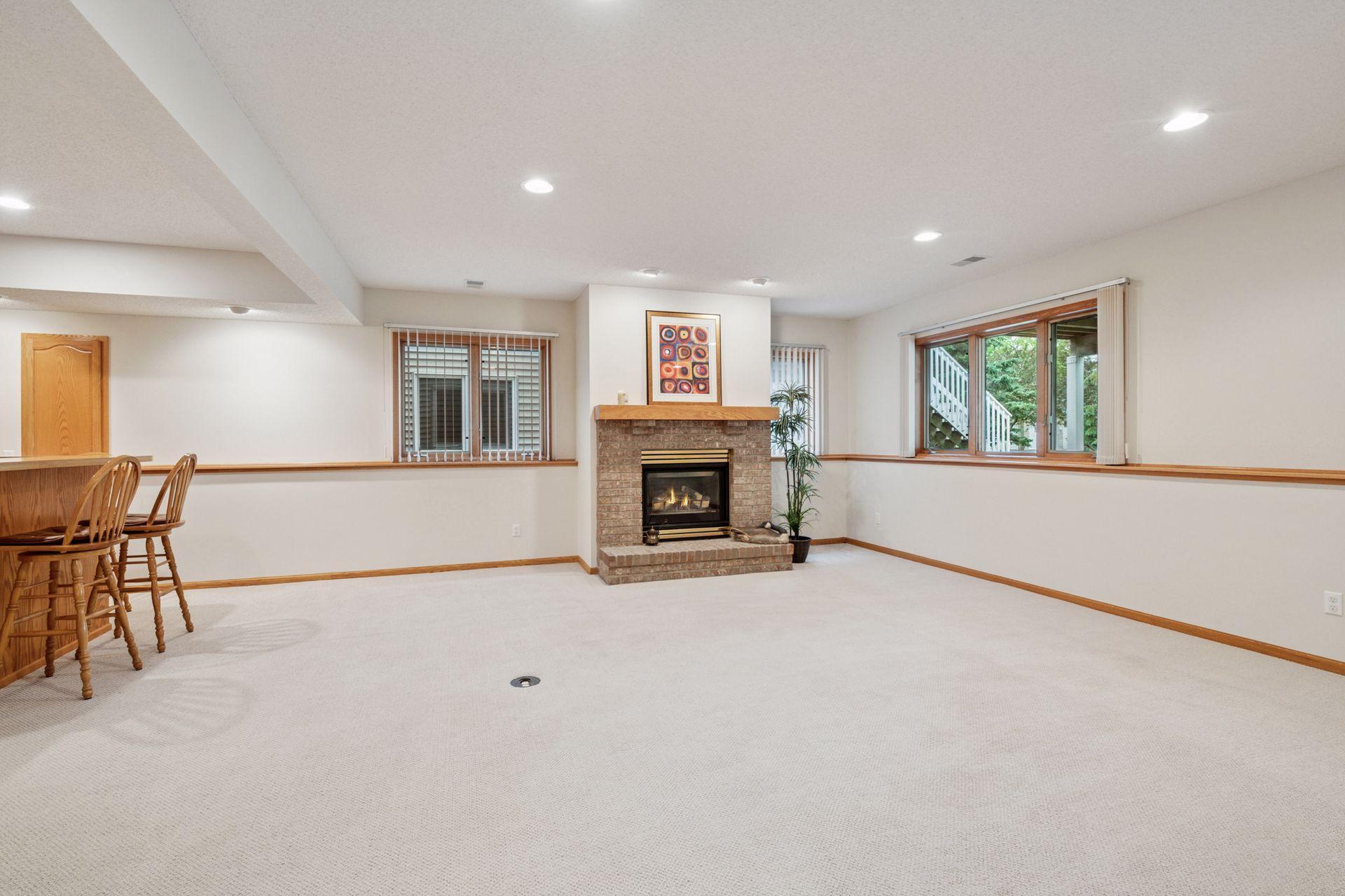 11202 Virginia Road Bloomington, MN 55438 - Photo 24 of 40 Gallery Image 24