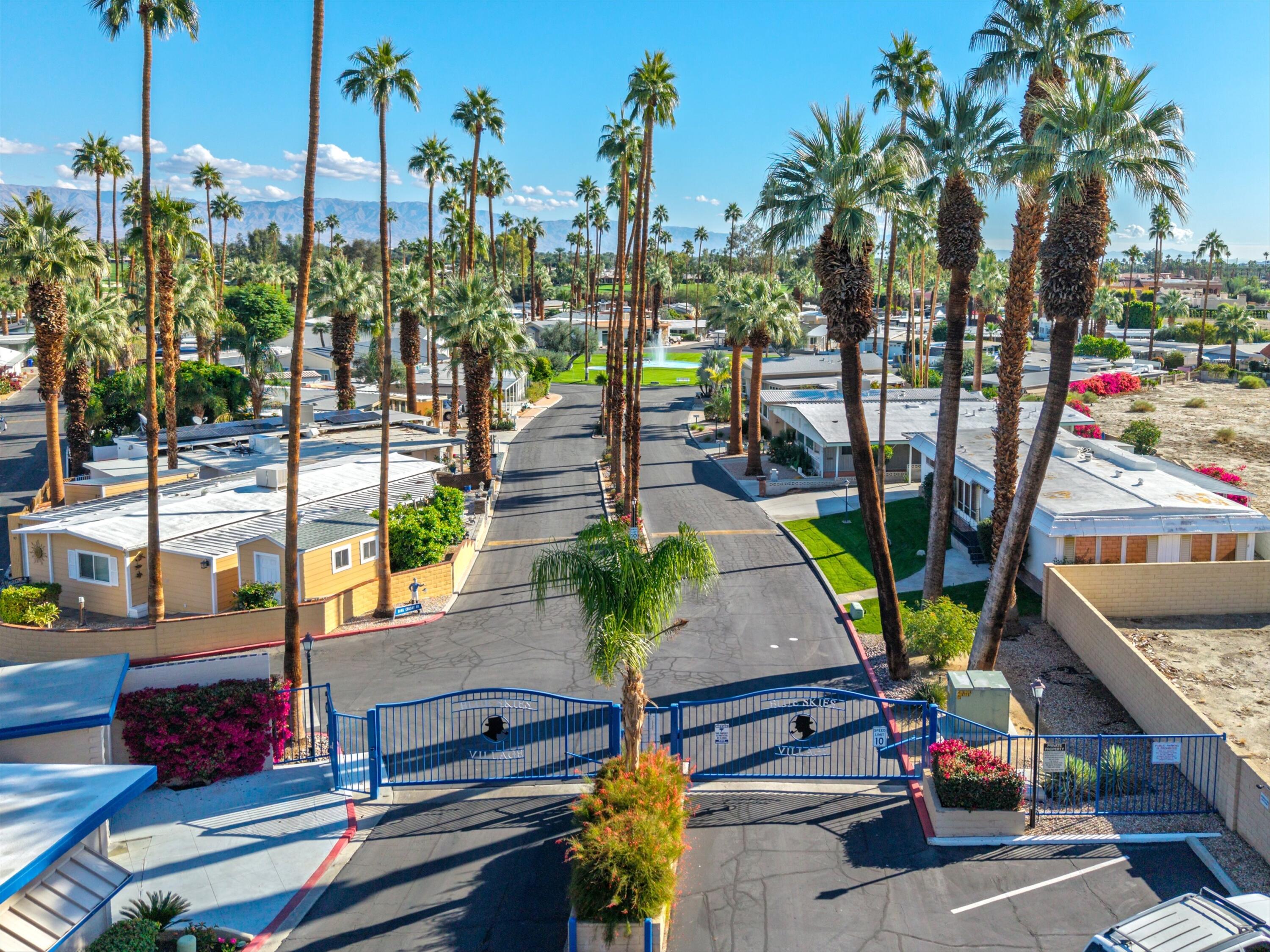 70260 Highway 111, Unit 42 Rancho Mirage, CA 92270 - Photo 4 of 35 a view of outdoor space with seating area