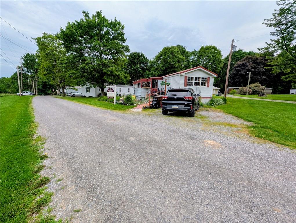102 Aljuron Lane Prospect, PA 16052 - Photo 4 of 31