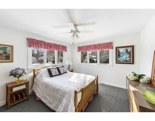 24 Laurel Road Swampscott, MA 01907 - Photo 13 of 30 Gallery Image 13