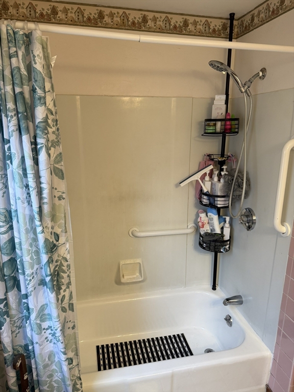 46 Evergreen Circle Ludlow, MA 01056 - Photo 26 of 39