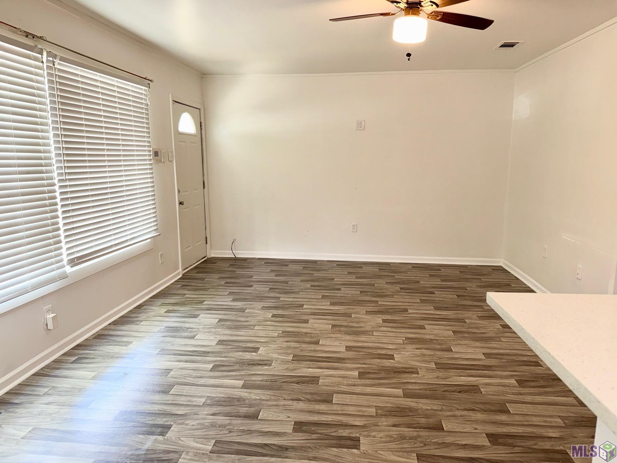 4226 Sycamore Street Baton Rouge, LA 70805 - Photo 3 of 11 Livingroom