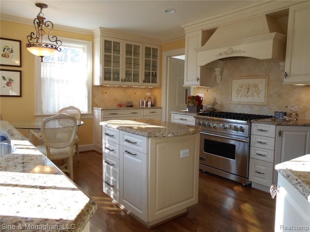 458 Washington Road Grosse Pointe, MI 48230 - Photo 17 of 47 DSCN0062.JPG