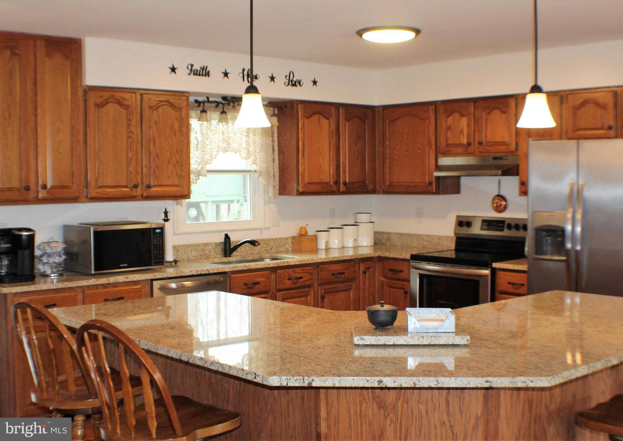 4249 Razor Hill Road Bealeton, VA 22712 - Photo 3 of 61 Beautiful granite countertop